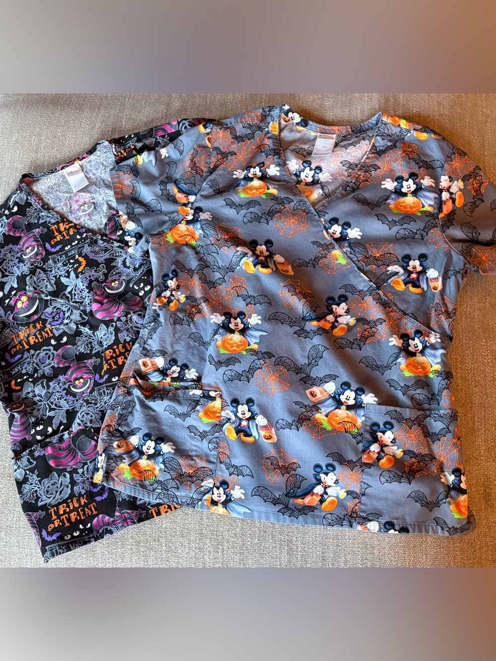 DISNEY Halloween Cotton Short Sleeve Scrubs Scrub Nurse Tops Chesire Cat Mickey